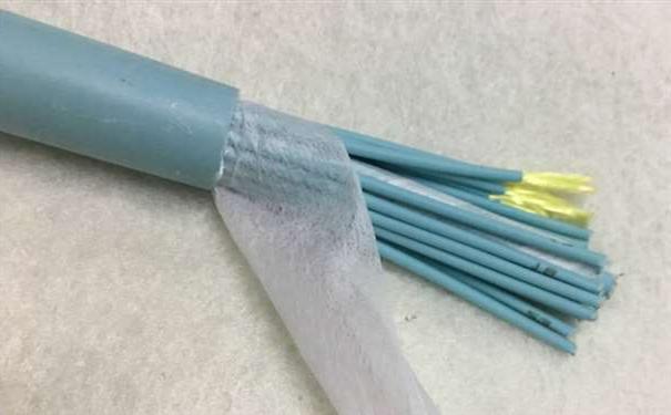 景德镇市欧孚光缆厂家：室内光缆和室外光缆的区别
